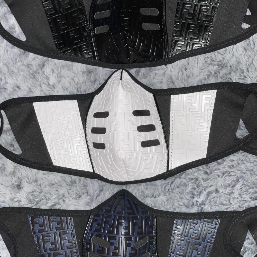 Mask - Picture 2 of 4